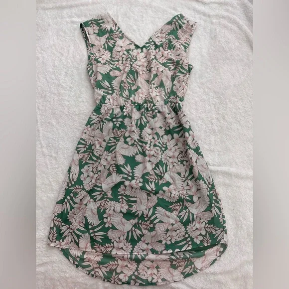 green emerald velvet dress SATIN TIE BACK STRAPLESS MAXI | OLIVE — THIRD FORM main image 0
